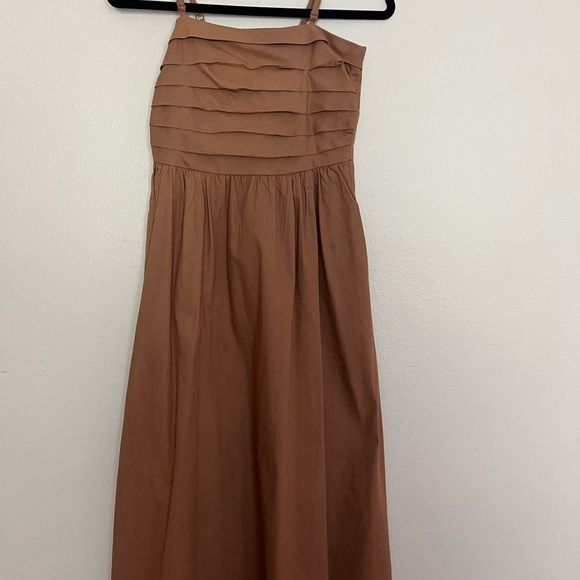 Versona Tan Midi Dress - Picture 4 of 9